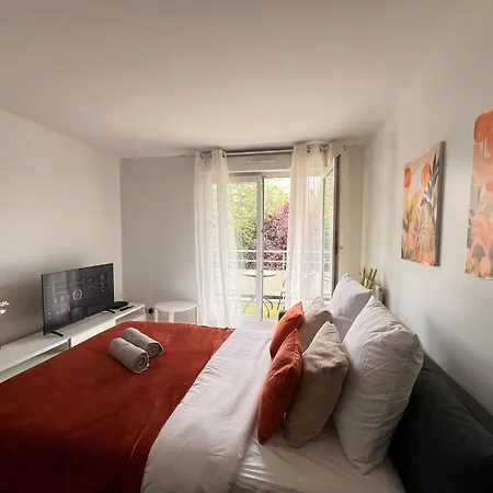 Apartment T3, Stade De France, Paris Et Parking Saint-Denis (Seine-Saint-Denis)