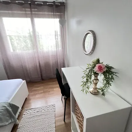 Apartment T3, Stade De France, Paris Et Parking *