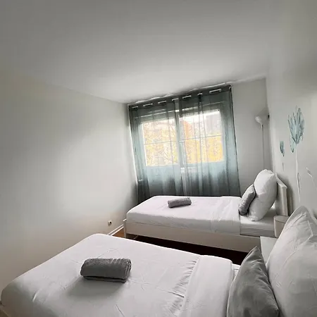Appartement T3, Stade De France, Paris Et Parking Saint-Denis (Seine-Saint-Denis)
